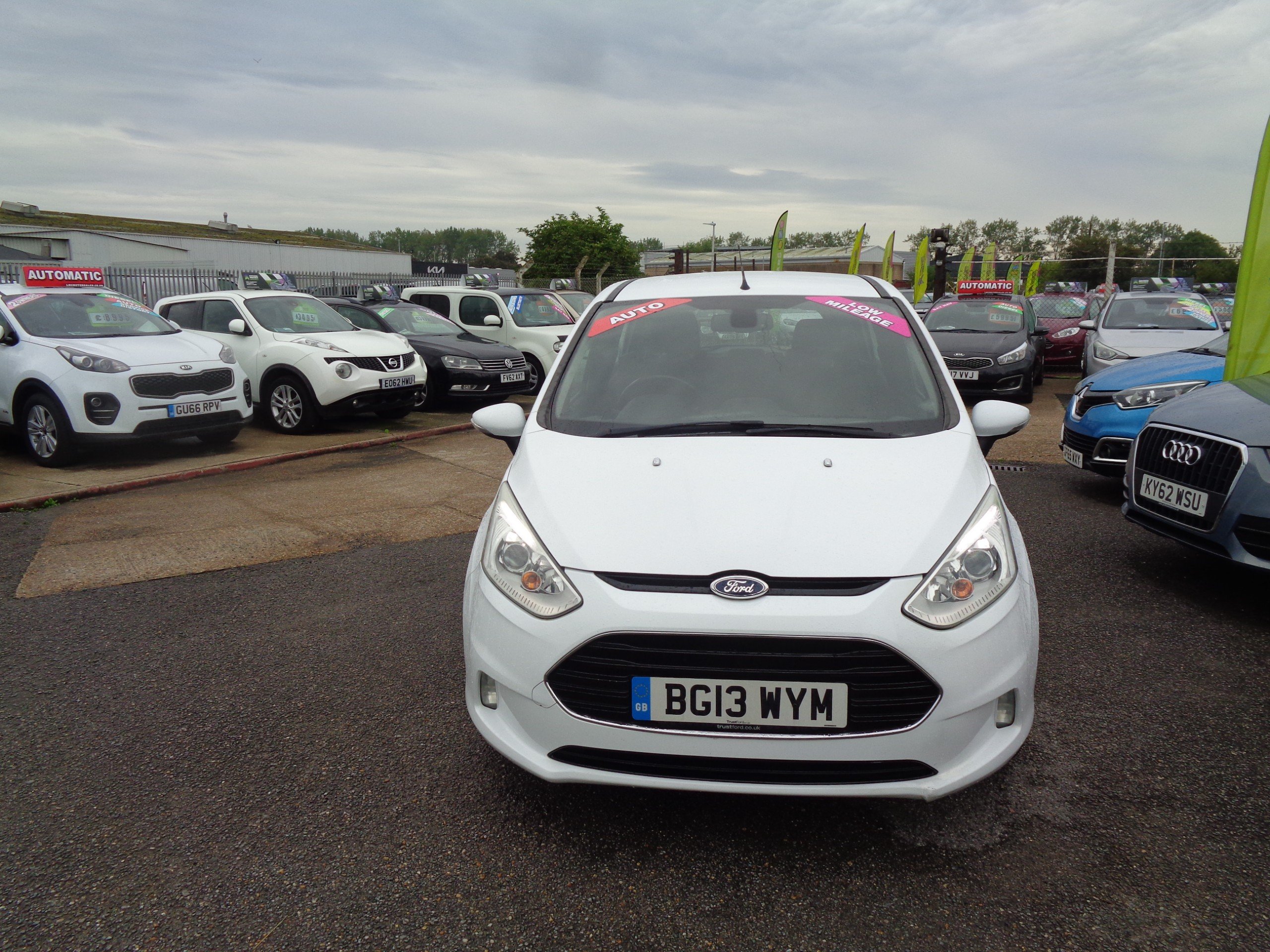 Used 2013 Ford BMAX AUTOMATIC 1.6 TITANIUM 5Door for sale in