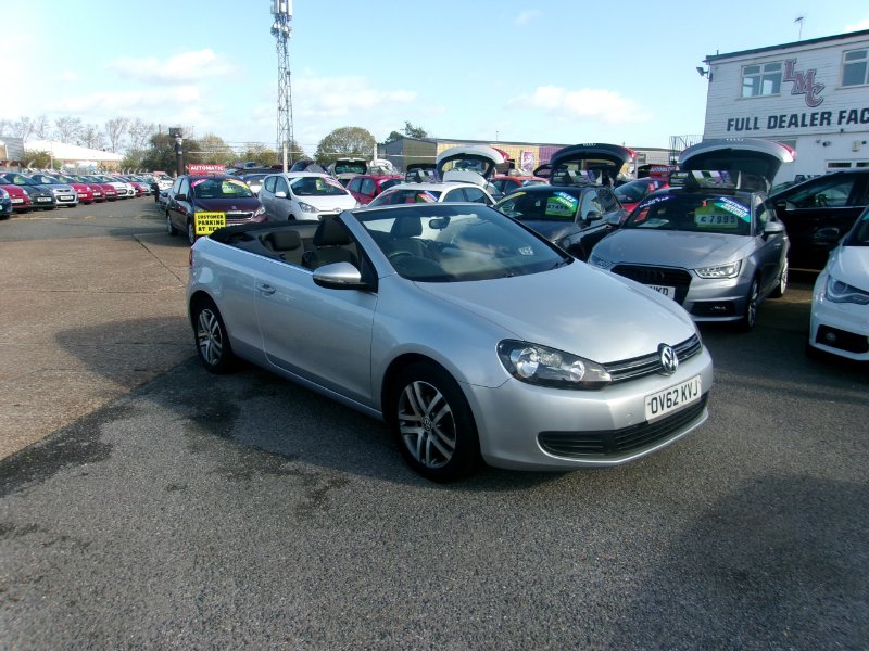 Silver 2012 Volkswagen Golf 1.6 TDI BlueMotion Tech S Cabriolet 2dr Diesel Manual Euro 5 s/s 105 ps in Eastbourne